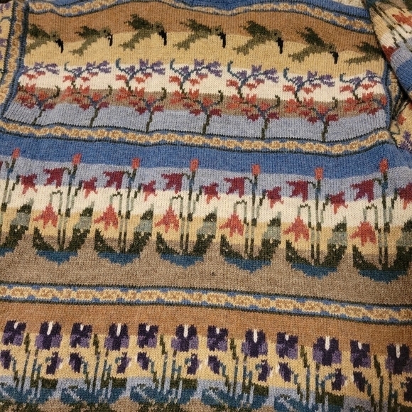 Vintage Icelandic Design Wool Granny Cottage Sweater Flowers Birds Nordic - Picture 12 of 12